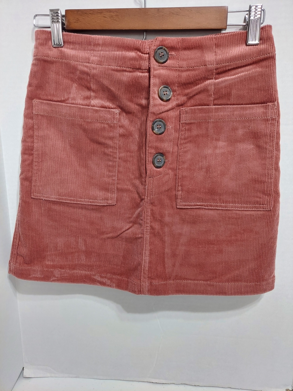 Love Tree Corduroy Button-Front Mini Skirt in Dusty Rose